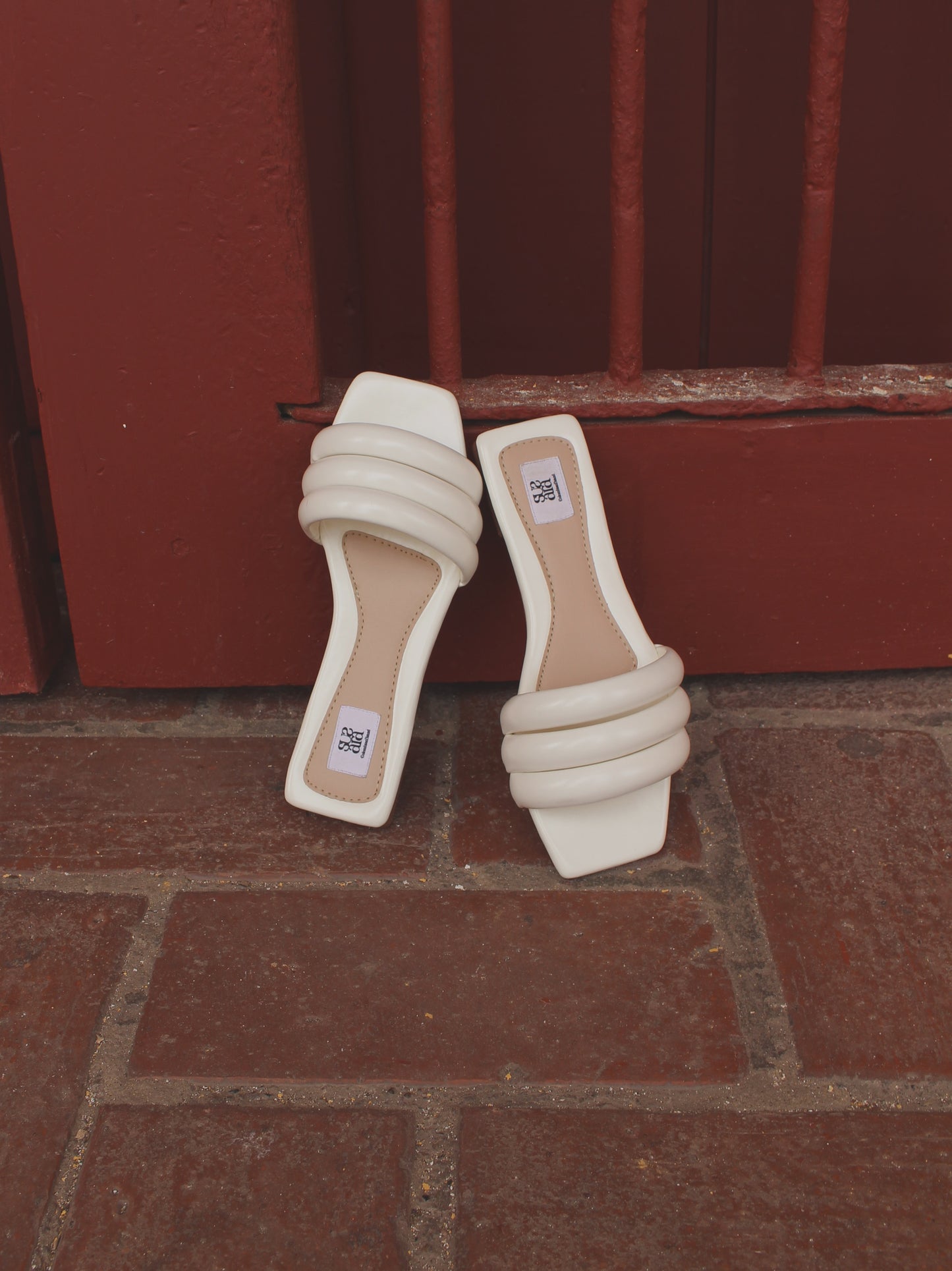 Paradiso Flats Talco