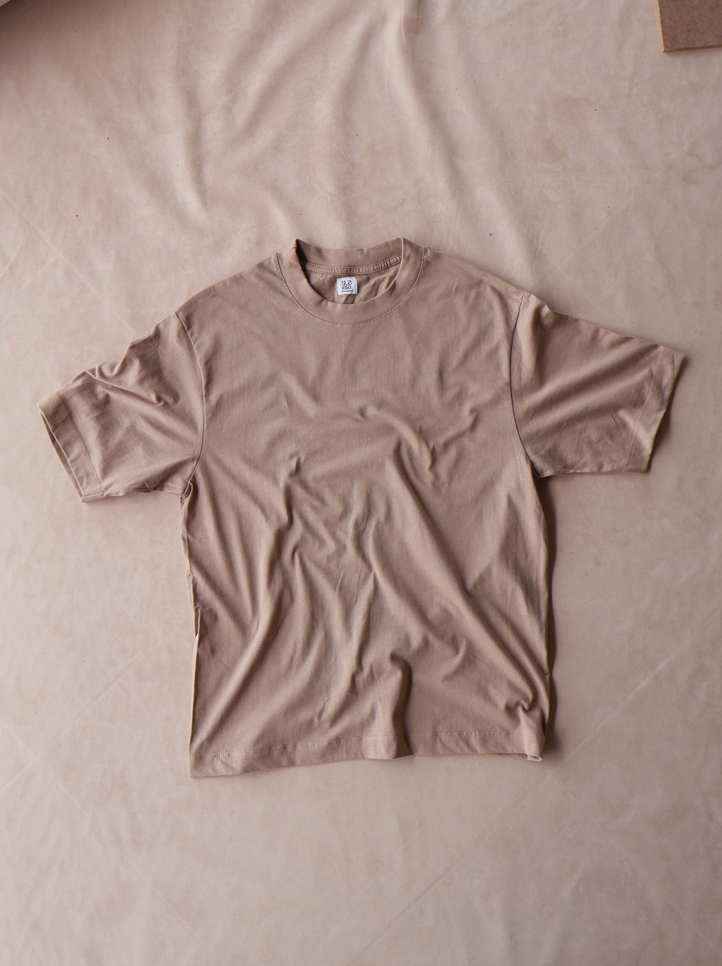 Camiseta Unisex Beige